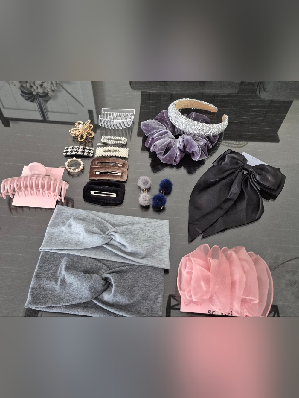 Sparkly Crystal Padded Headband, Large Velvet Scruchie & Beautifil Hair Set